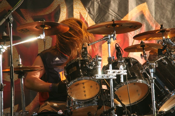 Exodus – Rob Dukes mischt alle auf. – 