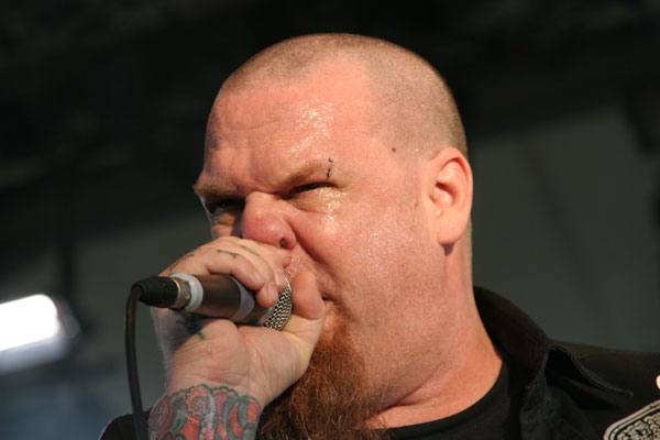 Exodus – Rob Dukes mischt alle auf. – 