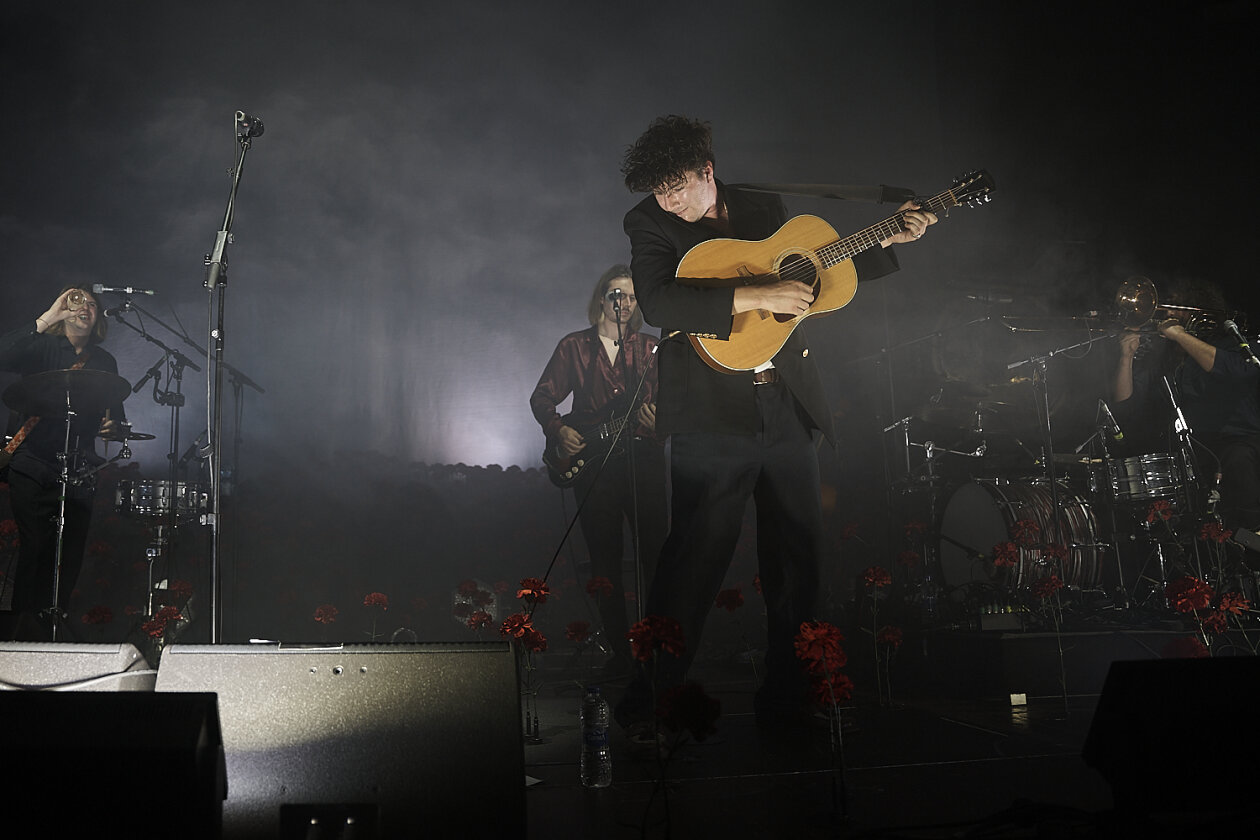 Abstecher nach Berlin: Der Schweizer ist mit seinem kommenden Livealbum "Orpheum" auf umfangreicher Deutschland-Tour. – Faber.