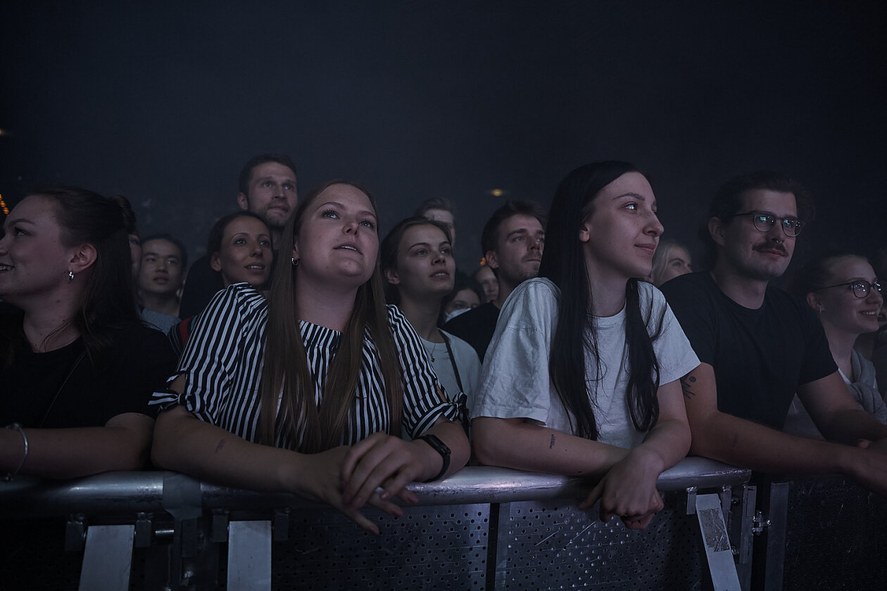 Abstecher nach Berlin: Der Schweizer ist mit seinem kommenden Livealbum "Orpheum" auf umfangreicher Deutschland-Tour. – Faber.