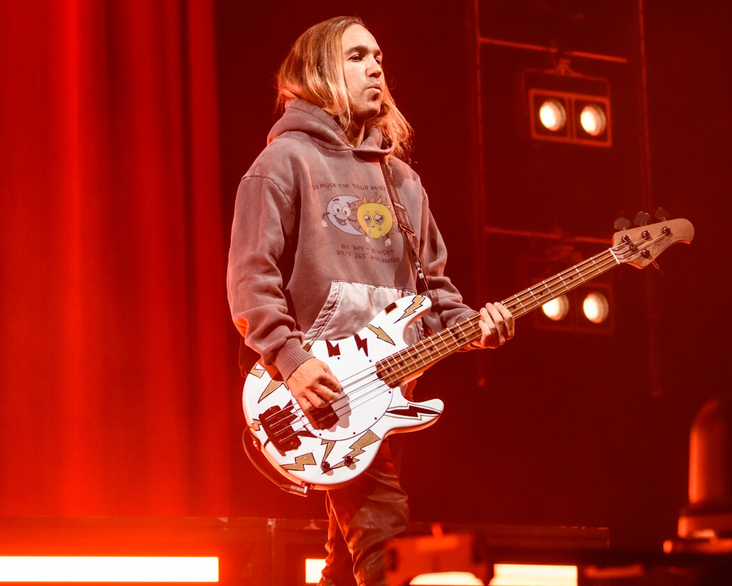 Fall Out Boy – Pete Wentz.