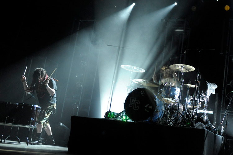 Fall Out Boy – Kreischender Jubel empfing Pete Wentz und seine Teenieband im Palladium. – Songs von allen Alben ...