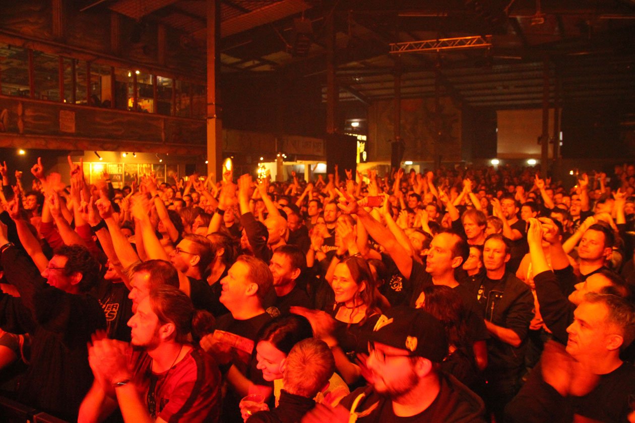 Farmer Boys – Sechs Jahre nach dem letzten Konzert und neun Jahre nach dem letzten Gig in Stuttgart das Comeback in der Heimatstadt. – ... schon einen ersten Vorgeschmack.