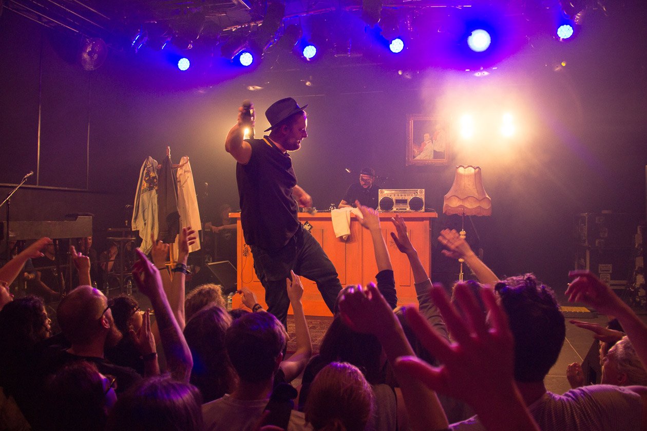 Fatoni – Ein sehr schicker Hip Hop-Abend in der Hauptstadt - inklusive Juse Ju, Dexter u.a. – Shake it.