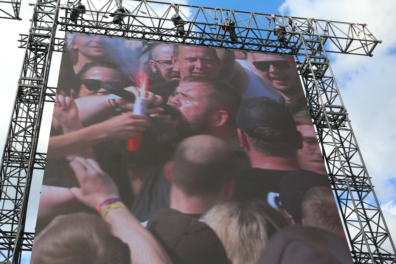 Der Abriss am Sonntag: Monchi und Band. – Feine Sahne Fischfilet.
