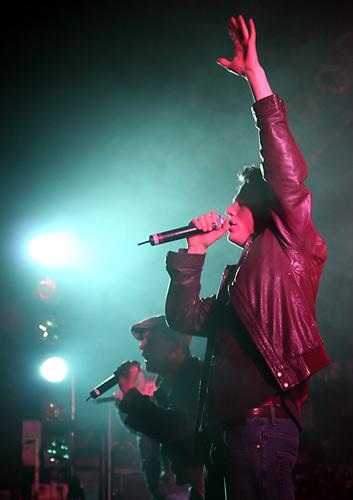 Fettes Brot am 18. April 2005 im Soundgarden Dortmund. – 