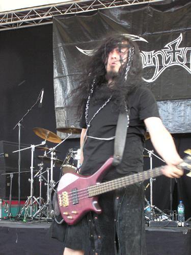 Bei Finntroll steht die komplette Verwandtschaft von Vetter It auf der Bühne. – 
