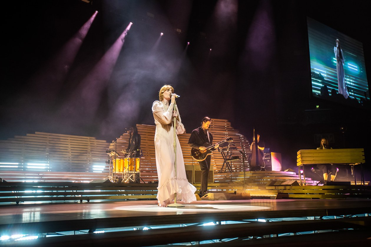 Pure Begeisterung in der Arena. – Florence And The Machine.