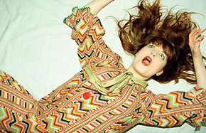 Florence And The Machine – Florence Welch lässt Blumen sprechen. – Florence Welch