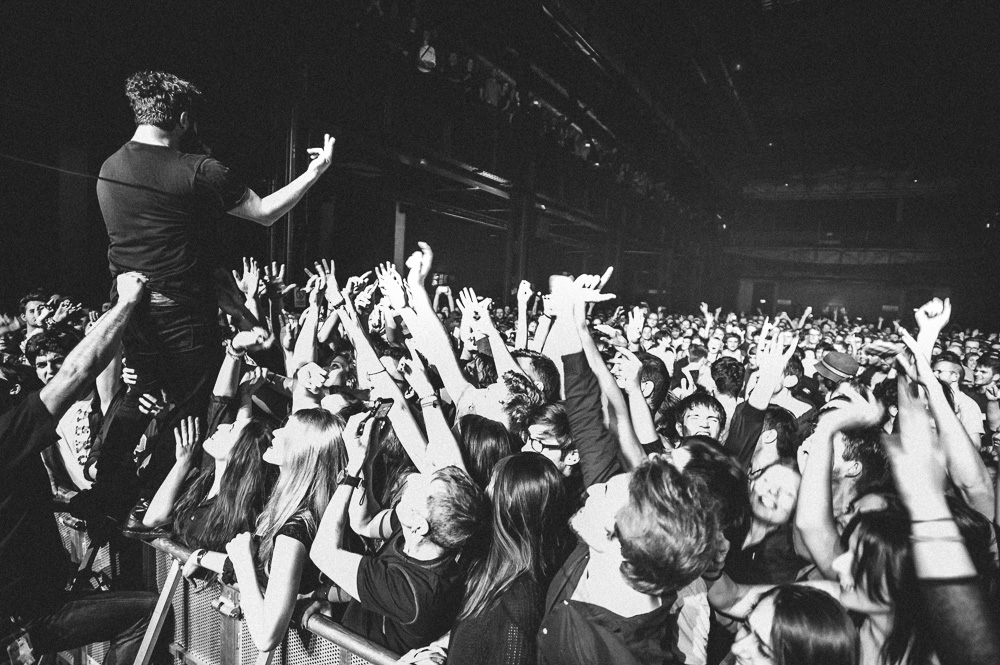 Foals – Mit solchen Platten im Gepäck wird jede Show zum Heimspiel. – Fotografiert wurde ...