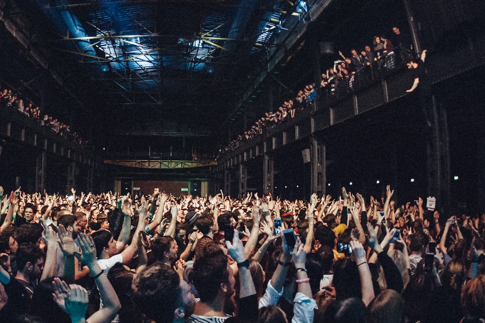 Foals – Mit solchen Platten im Gepäck wird jede Show zum Heimspiel. – Und jetzt ...