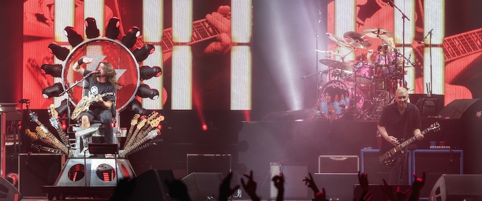 Foo Fighters – King Dave hielt Hof in der Hauptstadt. – Der Doppelthron.