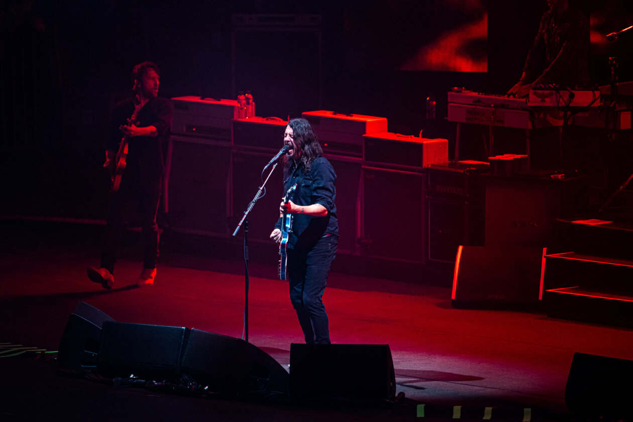 Foo Fighters – Foo Fighters.