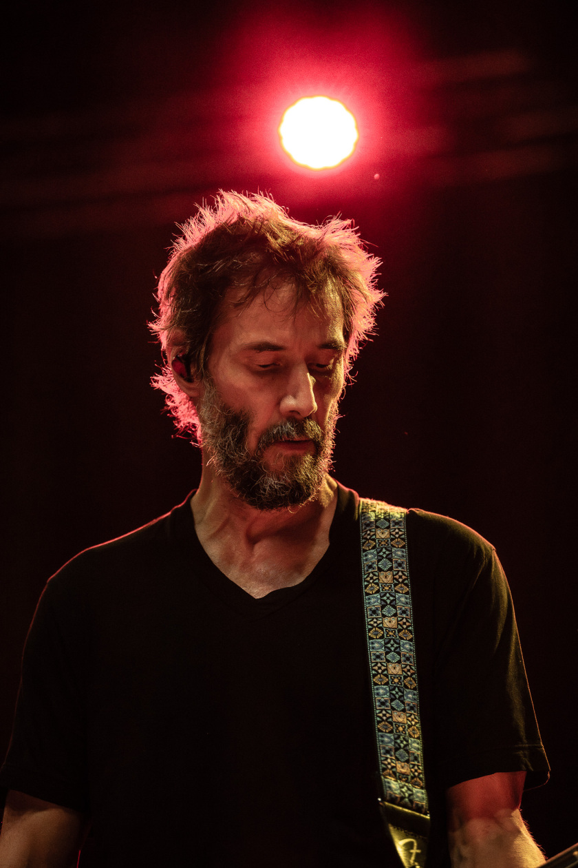 Hollywood-Star Keanu Reeves und Band auf Europatour. – Keanu Reeves.