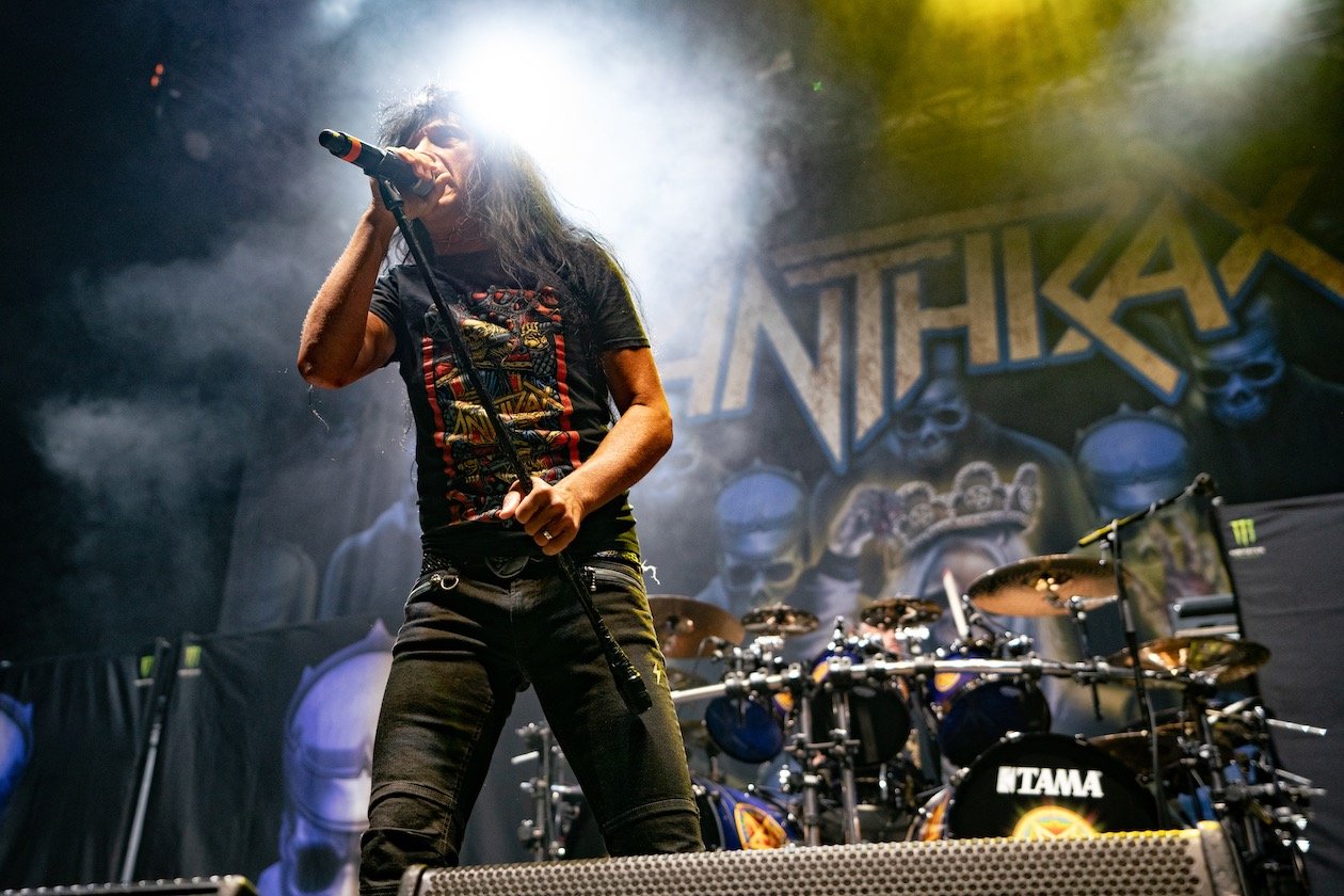 Auf Abschiedstour in Berlin mit Lamb Of God, Anthrax und Obituary. – Joey Belladonna.