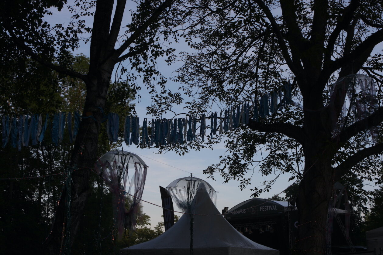 Sommer, Sonne, Party im Bodenseestadion mit Kraftkluv, AnnenMayKantereit, Juju, Provinz, Faber u.a. – Auf in eine andere Welt ...