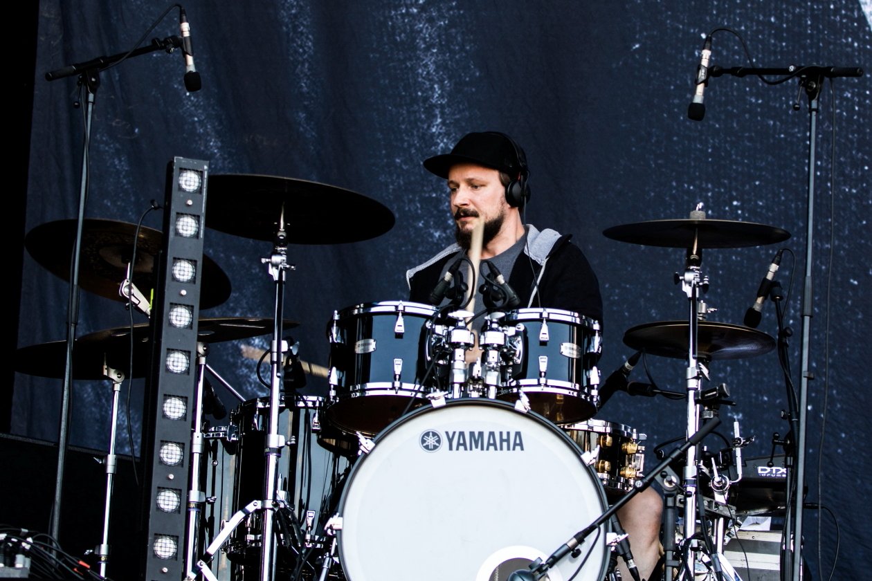 Vier Tage lang Party vor malerischer Bergkulisse mit Billy Talent, Beginner, Casper, The Offspring, Scooter, Biffy Clyro etc. – Irie Révoltés.
