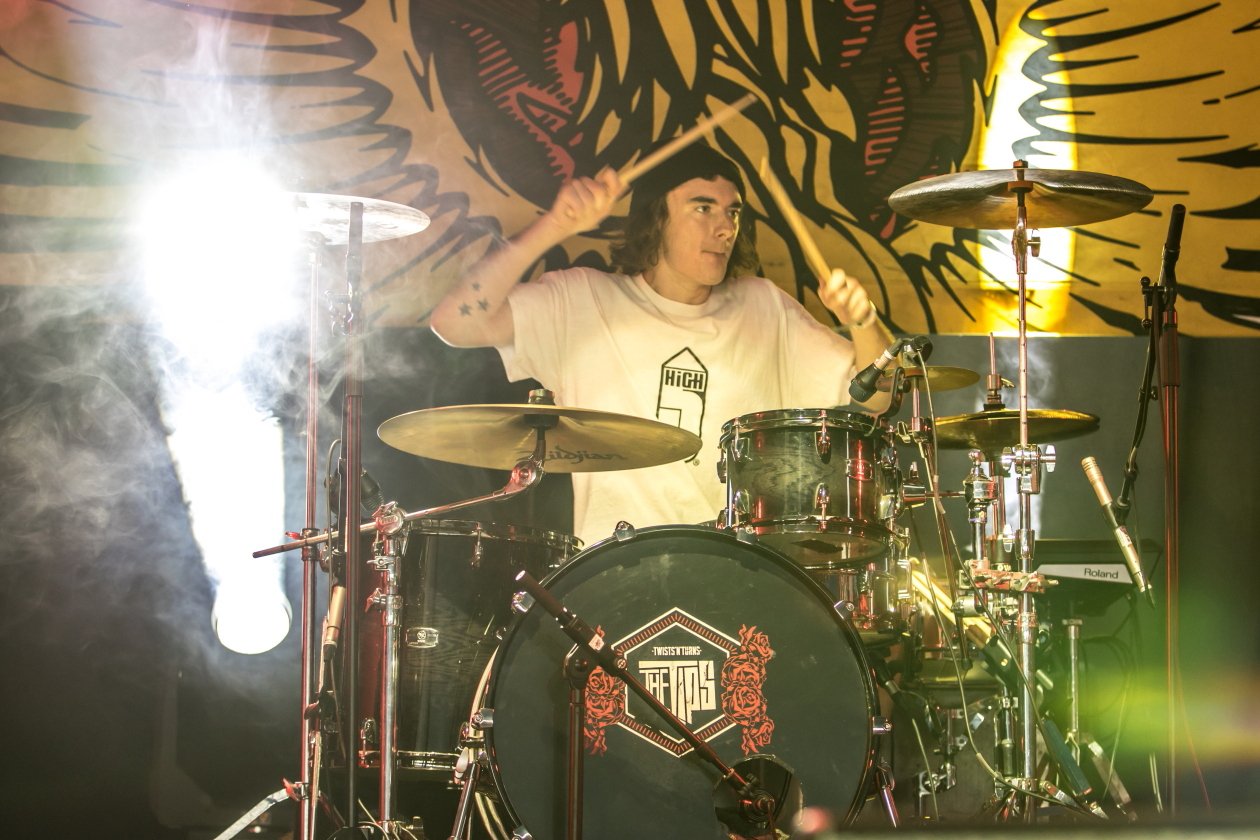 Vier Tage lang Party vor malerischer Bergkulisse mit Billy Talent, Beginner, Casper, The Offspring, Scooter, Biffy Clyro etc. – The Tips.