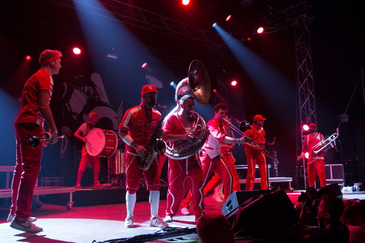 Summertime in Übersee: vier Tage lang Party, viel Sound und gute Laune! – Moop Mama.