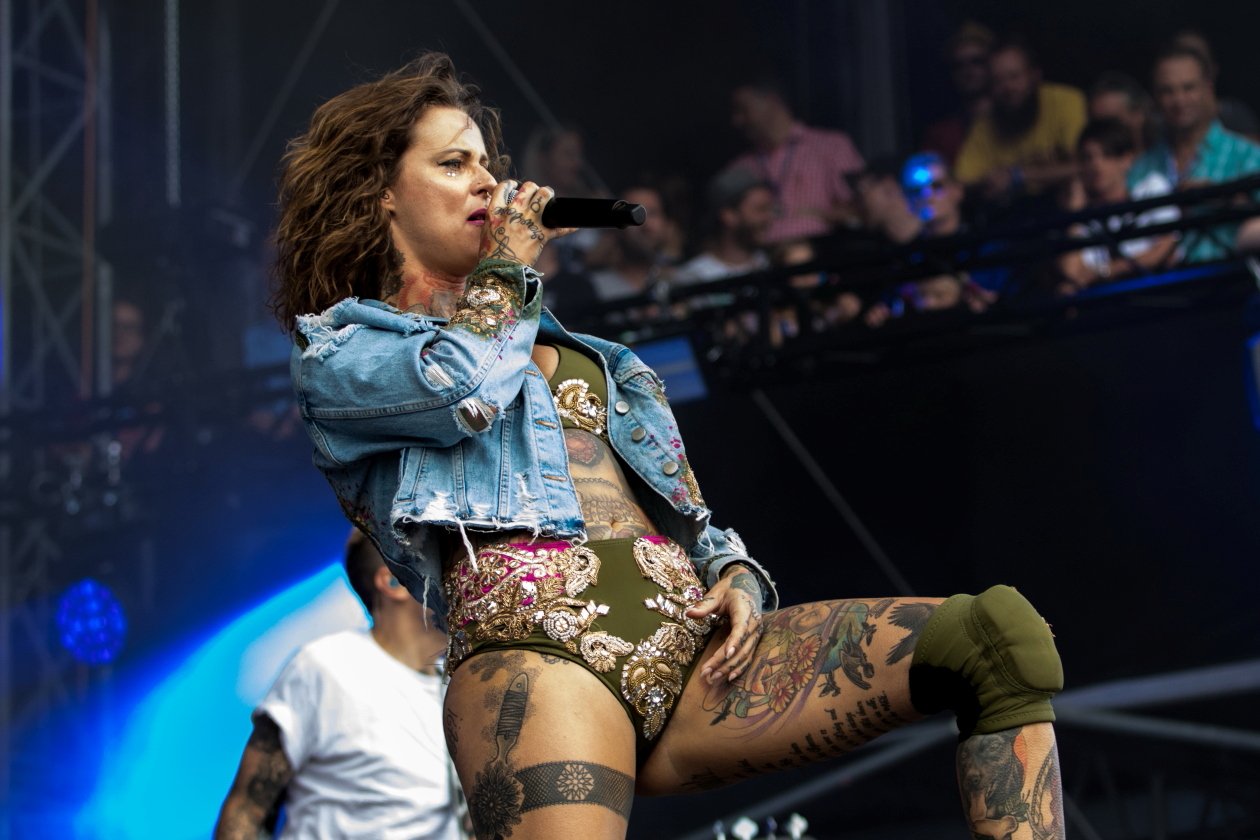 Sportfreunde Stiller, Jennifer Rostock, Amy Macdonald, Sido u.v.a bei DAs FEst 2017 – Jennifer Rostock bei Das Fest in Karlsruhe