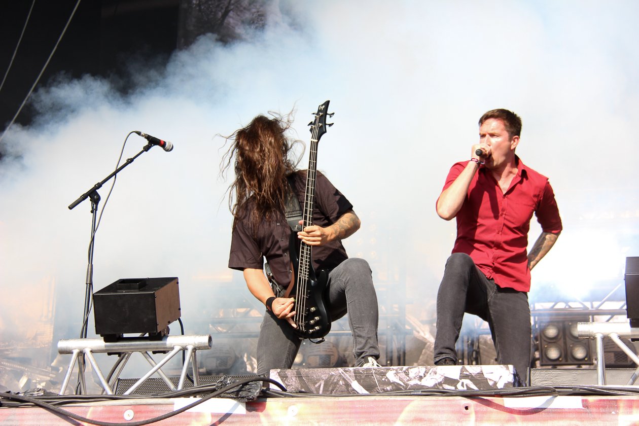 Alle Fotos zum Festival an der Nordsee. – Und weil es zwischen den ganzen Hip-Hop-Acts auch mal knallen muss ...
