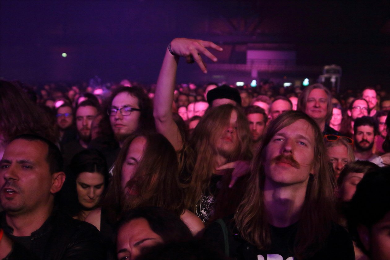 Monter Magnet, Graveyard, Nebula, Elder, Weedeater, Pretty Lightning u.v.a. - Smoke'n'Stoner an der Spree. – Handakrobatik.