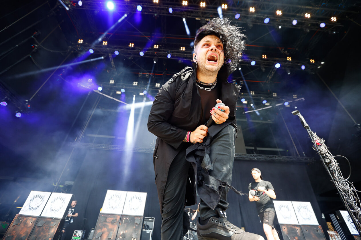 Metallica, Sabaton, Five Finger Death Punch u.a. bei der Premiere der deutschen Dependance des britischen Festivalklassikers. – Ghostkid.
