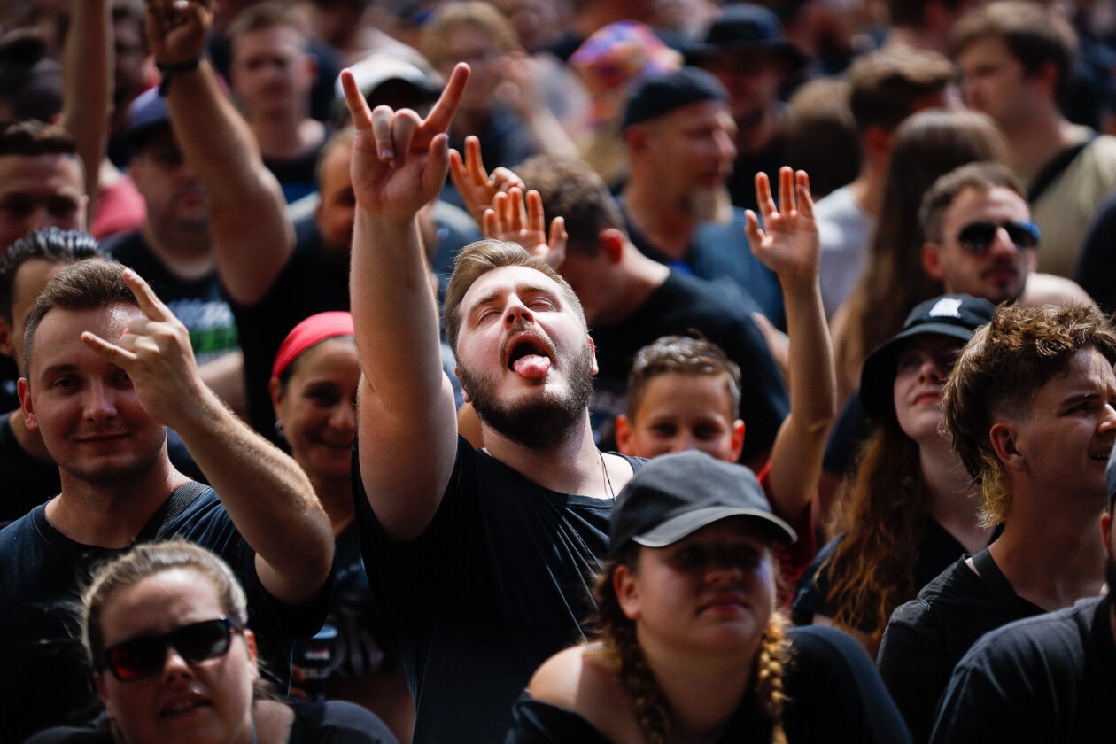 Metallica, Sabaton, Five Finger Death Punch u.a. bei der Premiere der deutschen Dependance des britischen Festivalklassikers. – Stimmung ist am Start.