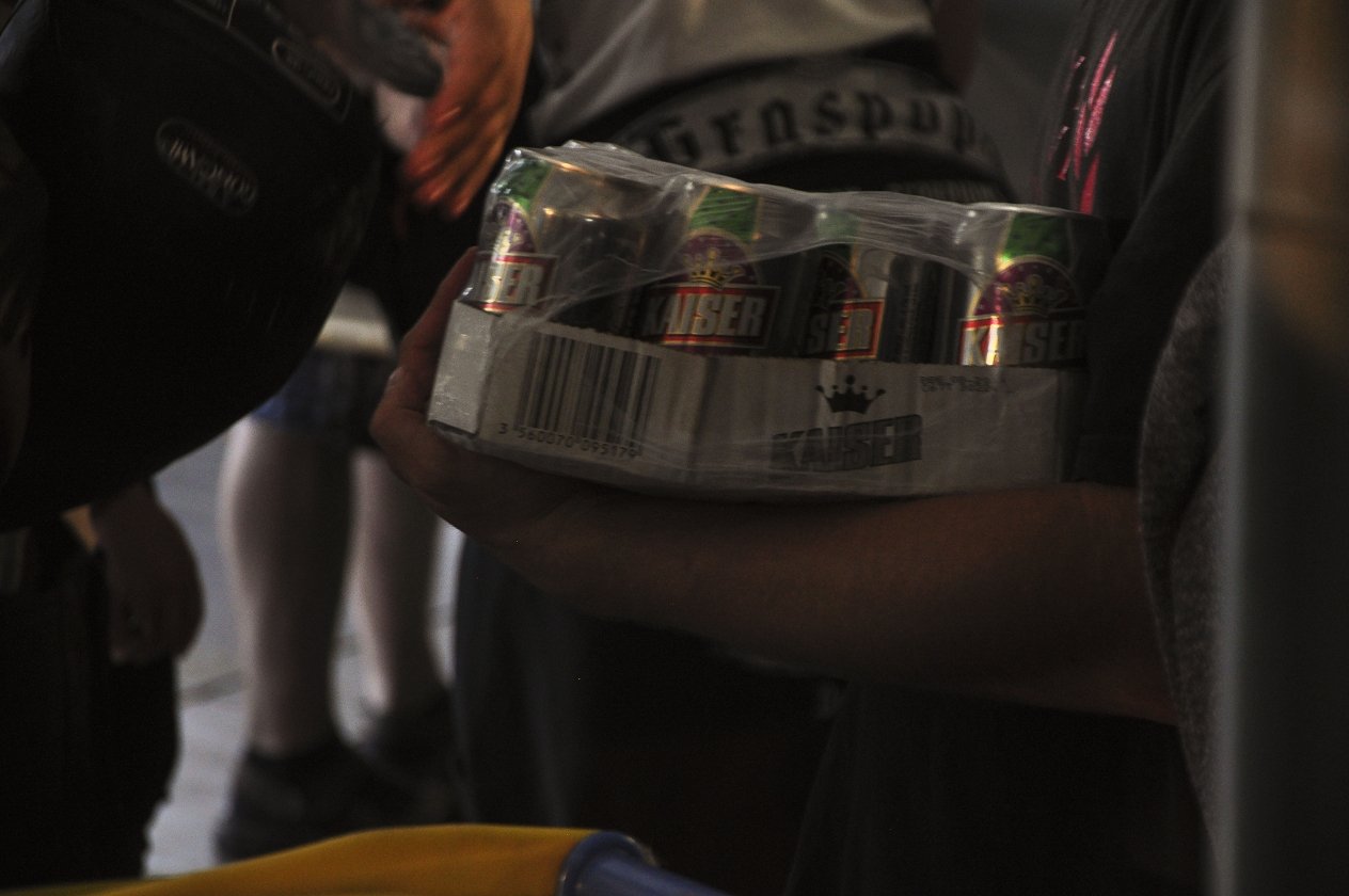 Bestes Wetter, beste Bands: 155.000 Menschen reisen zum Graspop nach Dessel. – Brings mit rein.