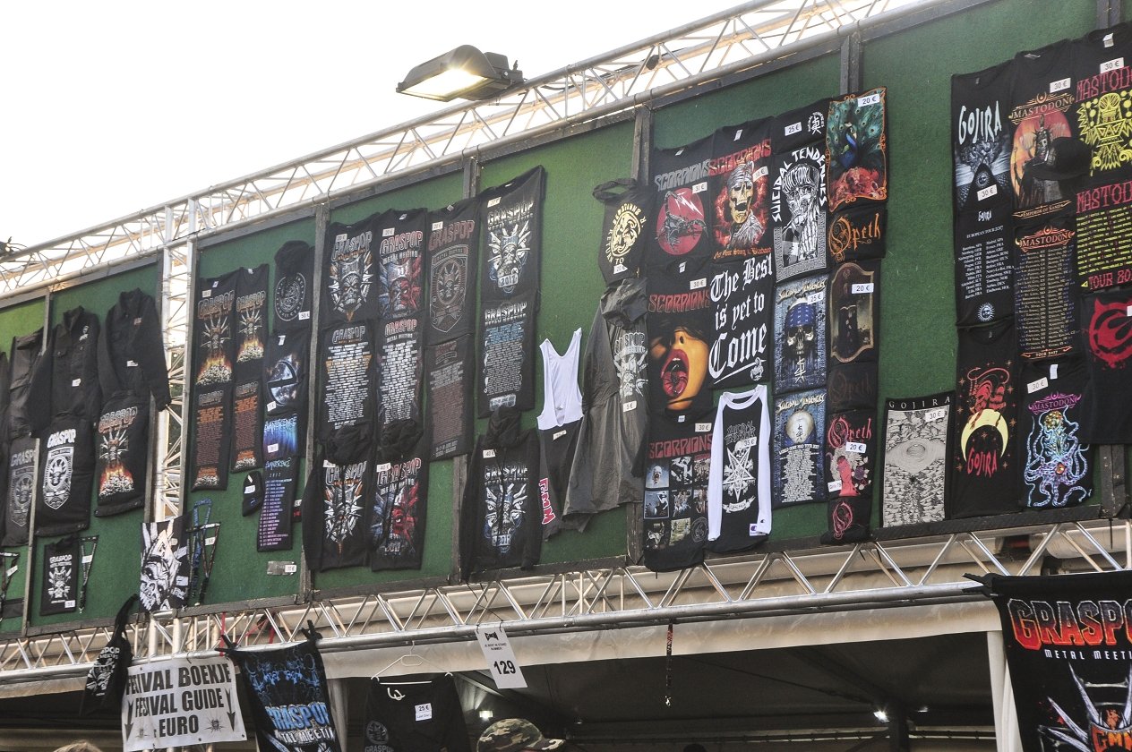 Bestes Wetter, beste Bands: 155.000 Menschen reisen zum Graspop nach Dessel. – The best is yet to come.