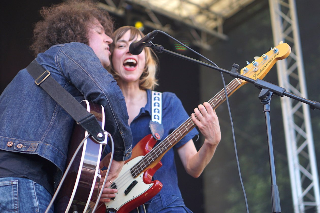 Element Of Crime, Notwist und Annenmaykantereit als Ersatz für die erkrankte Judith Holofernes: So war das Heimspiel Knyphausen 2017. – Locas In Love. 