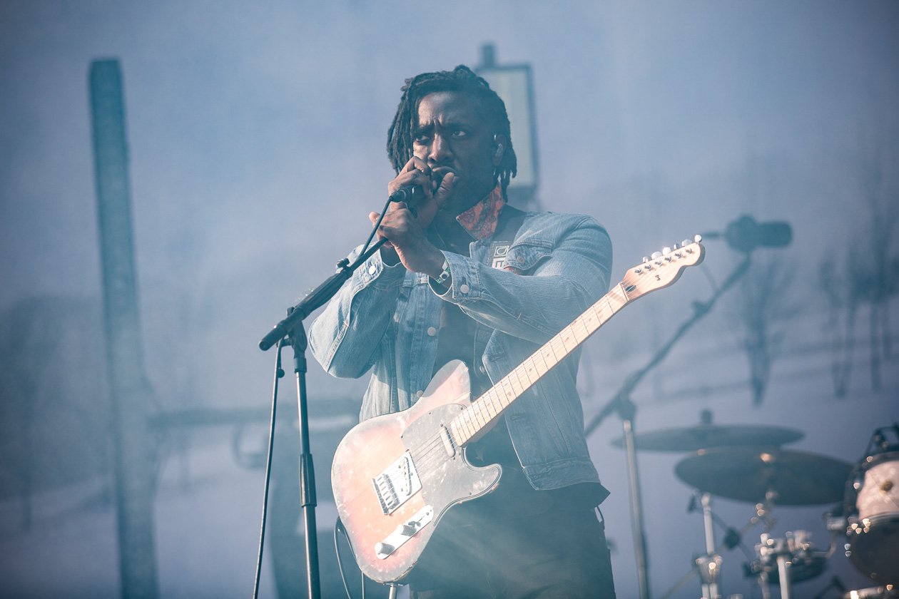 Foo Fighters, The Cure, Die Toten Hosen u.v.a.: Schaulaufen der Alternative-Stars. – Bloc Party.
