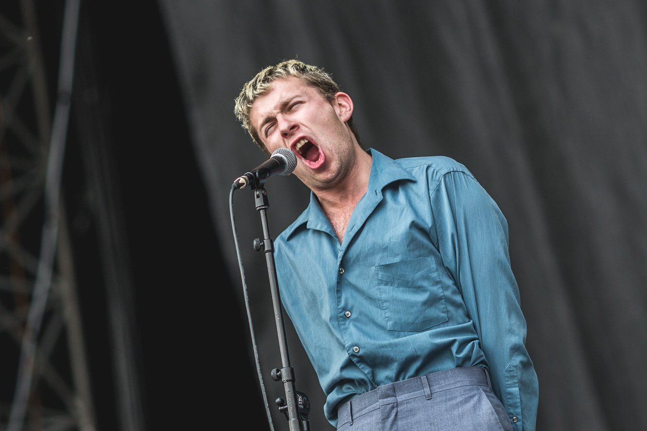 Foo Fighters, The Cure, Die Toten Hosen u.v.a.: Schaulaufen der Alternative-Stars. – Shame.