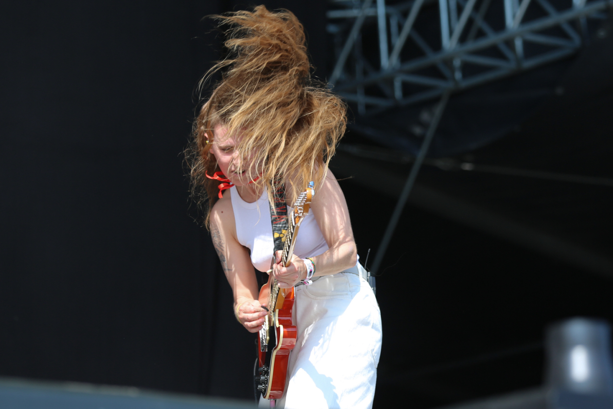 Sonne satt in Scheeßel: Rise Against, Electric Callboy, Biffy Clyro, Olli Schulz, The Prodigy, Hot Water Music u.a. – Kate Nash.