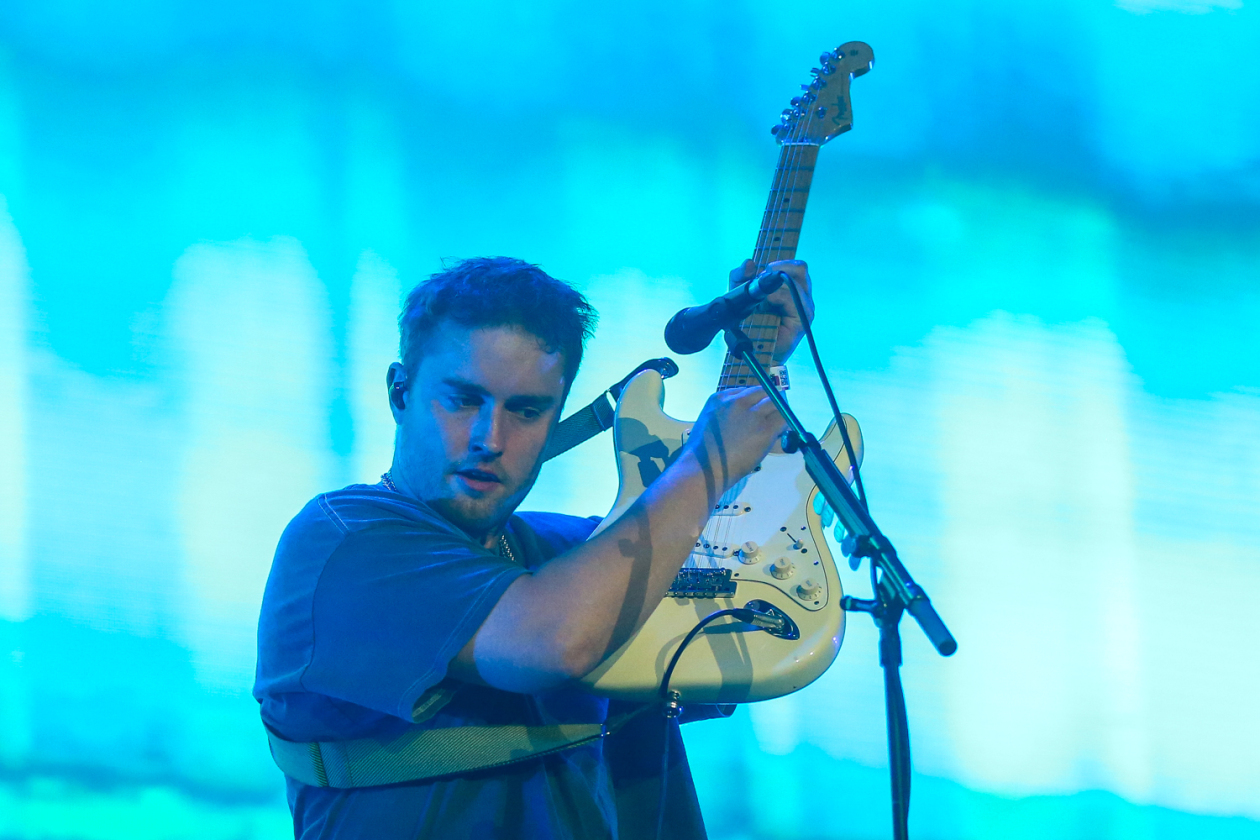 Sonne satt in Scheeßel: Rise Against, Electric Callboy, Biffy Clyro, Olli Schulz, The Prodigy, Hot Water Music u.a. – Sam Fender.