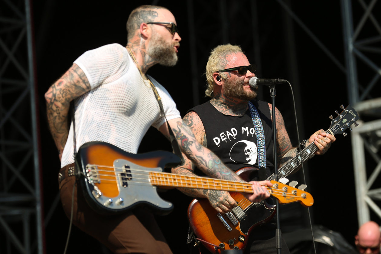 Sommer über dem Eichenring: Twenty One Pilots, Kraftklub, Billy Talent The Offspring, Donots, Yungblud, Nothing But Thieves u.v.a. feiern mit fast 80.000 Fans. – Alexisonfire.