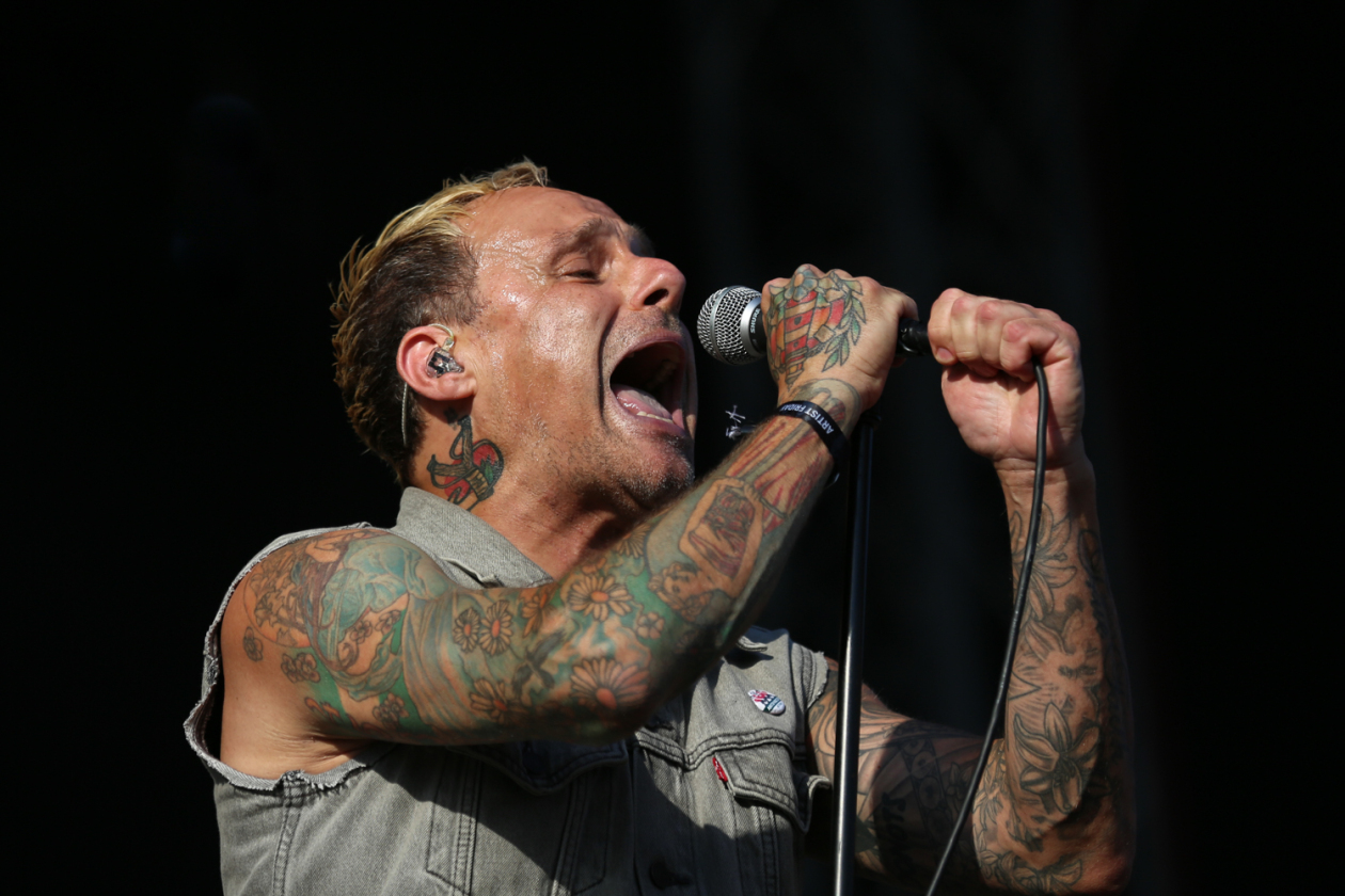 Sommer über dem Eichenring: Twenty One Pilots, Kraftklub, Billy Talent The Offspring, Donots, Yungblud, Nothing But Thieves u.v.a. feiern mit fast 80.000 Fans. – Donots.