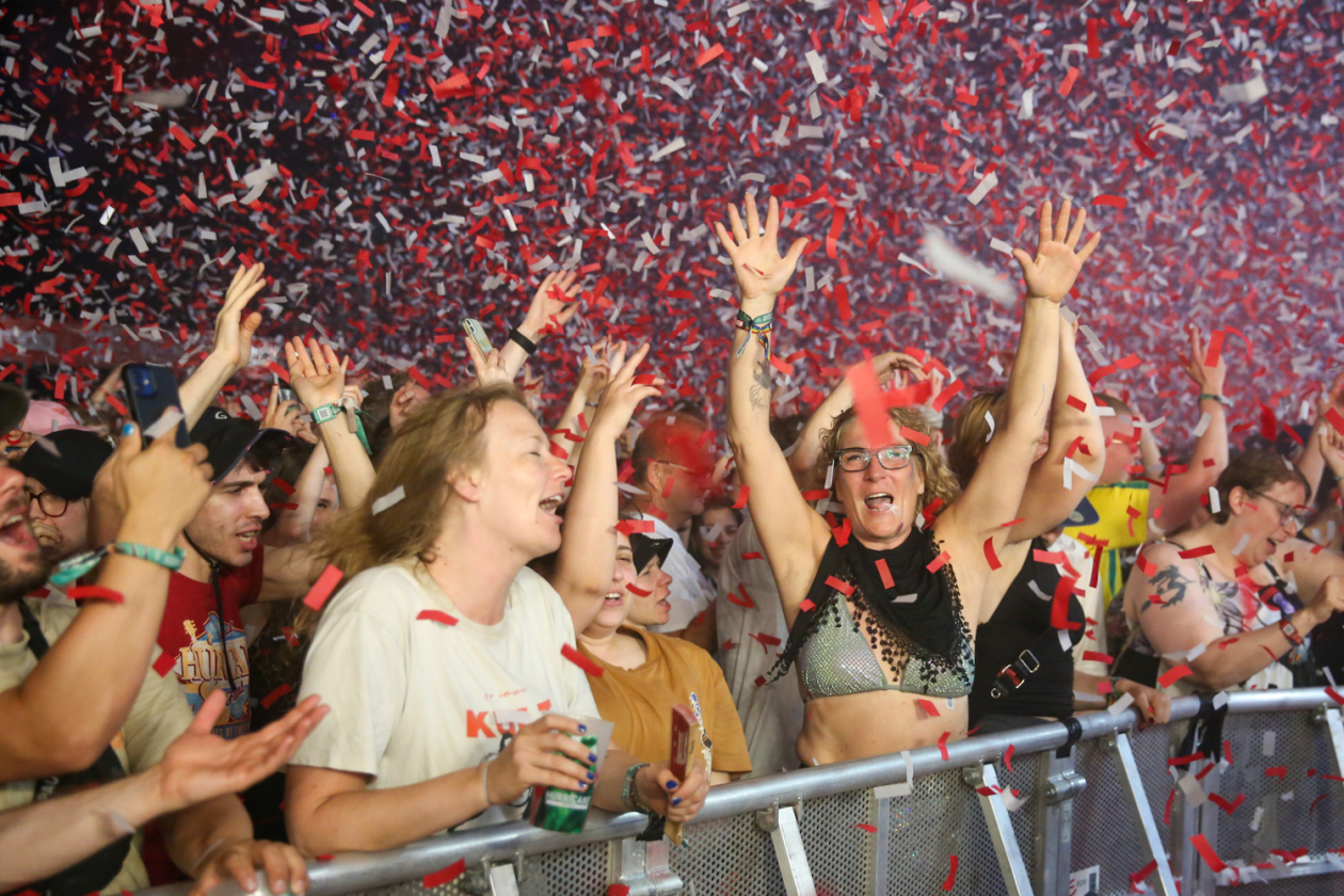 Sommer über dem Eichenring: Twenty One Pilots, Kraftklub, Billy Talent The Offspring, Donots, Yungblud, Nothing But Thieves u.v.a. feiern mit fast 80.000 Fans. – Mehr Lametta.