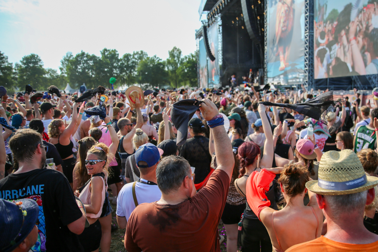 Sommer über dem Eichenring: Twenty One Pilots, Kraftklub, Billy Talent The Offspring, Donots, Yungblud, Nothing But Thieves u.v.a. feiern mit fast 80.000 Fans. – Propeller.