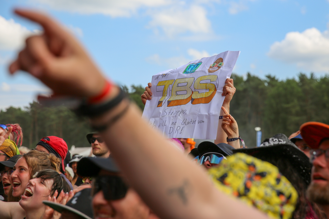 Sommer über dem Eichenring: Twenty One Pilots, Kraftklub, Billy Talent The Offspring, Donots, Yungblud, Nothing But Thieves u.v.a. feiern mit fast 80.000 Fans. – TBS.