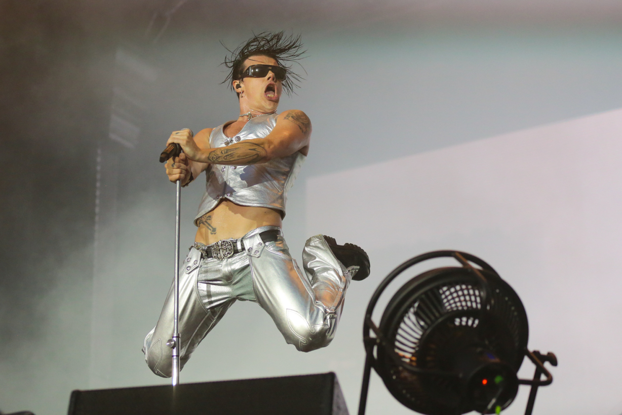 Sommer über dem Eichenring: Twenty One Pilots, Kraftklub, Billy Talent The Offspring, Donots, Yungblud, Nothing But Thieves u.v.a. feiern mit fast 80.000 Fans. – Yungblud.