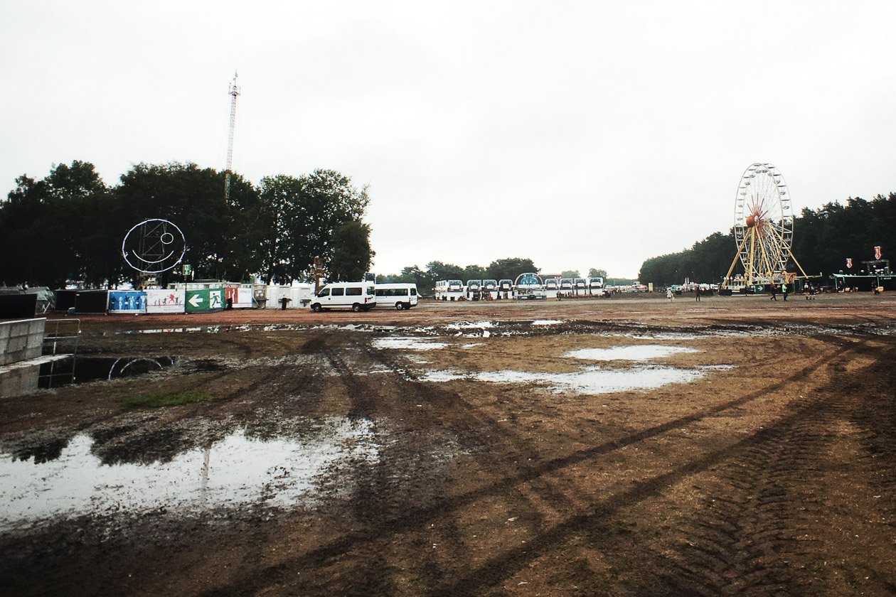Alle Fotos zum Open-Air in Scheeßel. – ... leider gar nichts zu sehen.