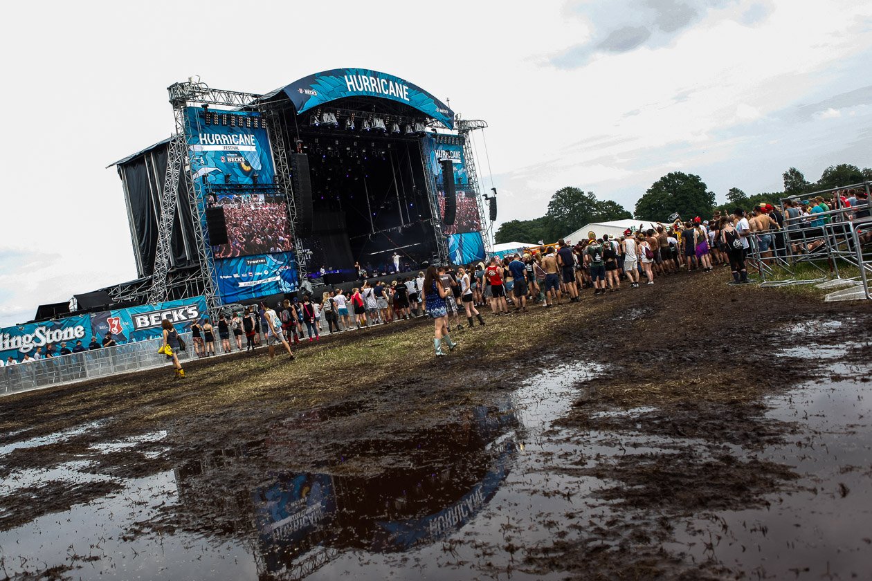 Alle Fotos zum Open-Air in Scheeßel. – ... sah es nicht allzu gut aus.