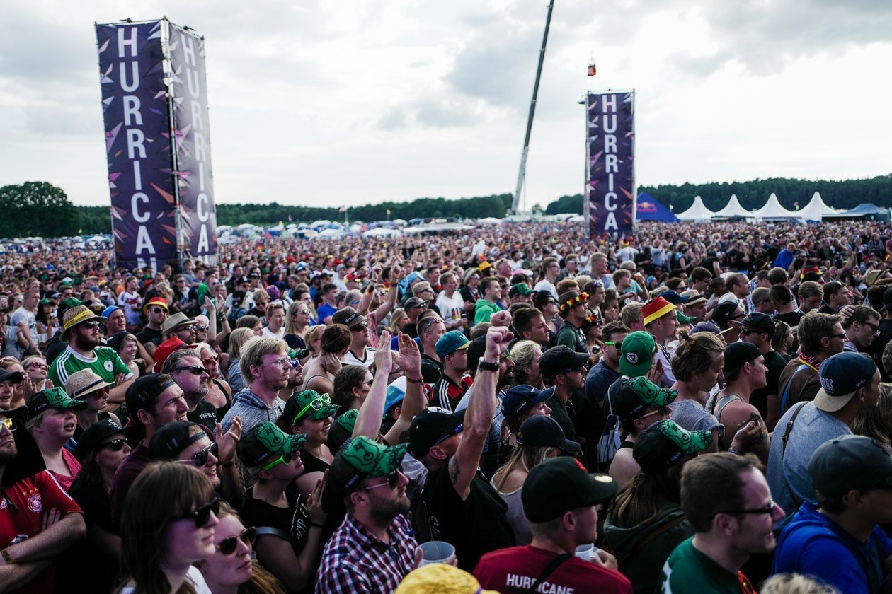 Alle Fotos zum Open-Air in Scheeßel. – Viel los.