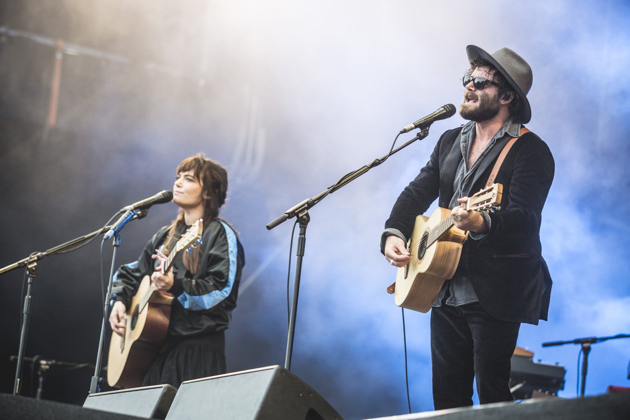 Arcade Fire, Kraftklub, Marteria, Broilers, Billy Talent, Biffy Clyro u.v.a bei einem der größten deutschen Festivals. – Angus and Julia Stone.