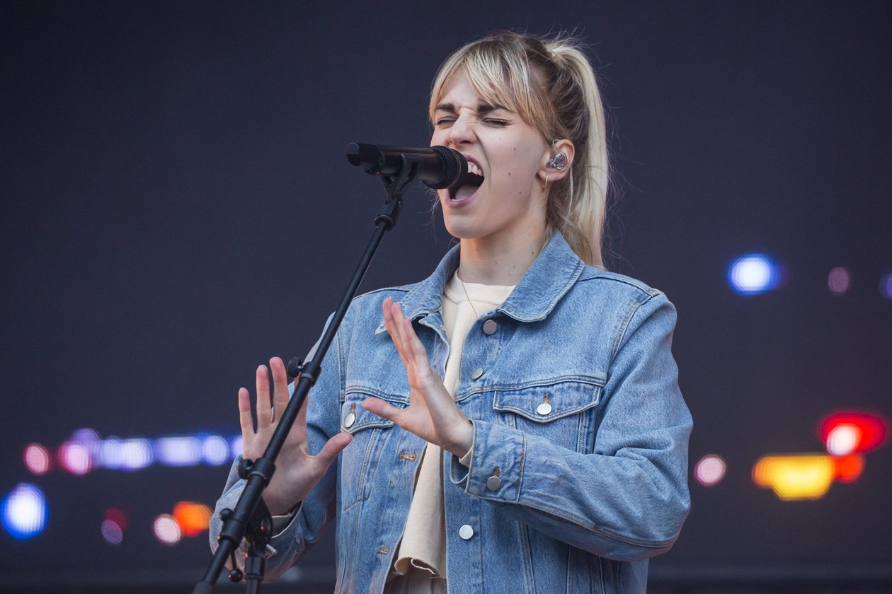 Arcade Fire, Kraftklub, Marteria, Broilers, Billy Talent, Biffy Clyro u.v.a bei einem der größten deutschen Festivals. – London Grammar.