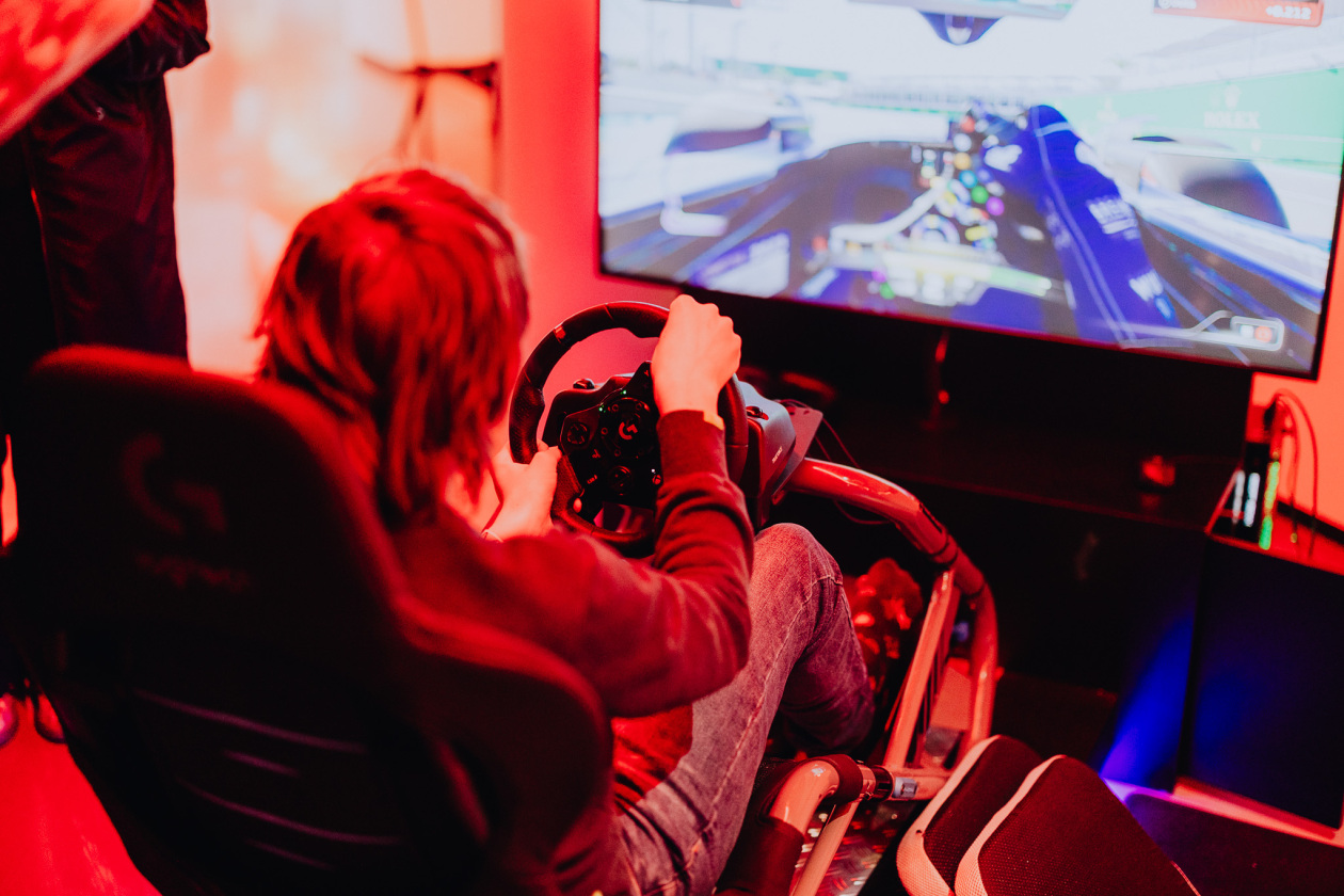 Metal und Gaming - diese Kombi passt bei den Schweden wie die Faust aufs Auge. – Im Gaming-Fieber.