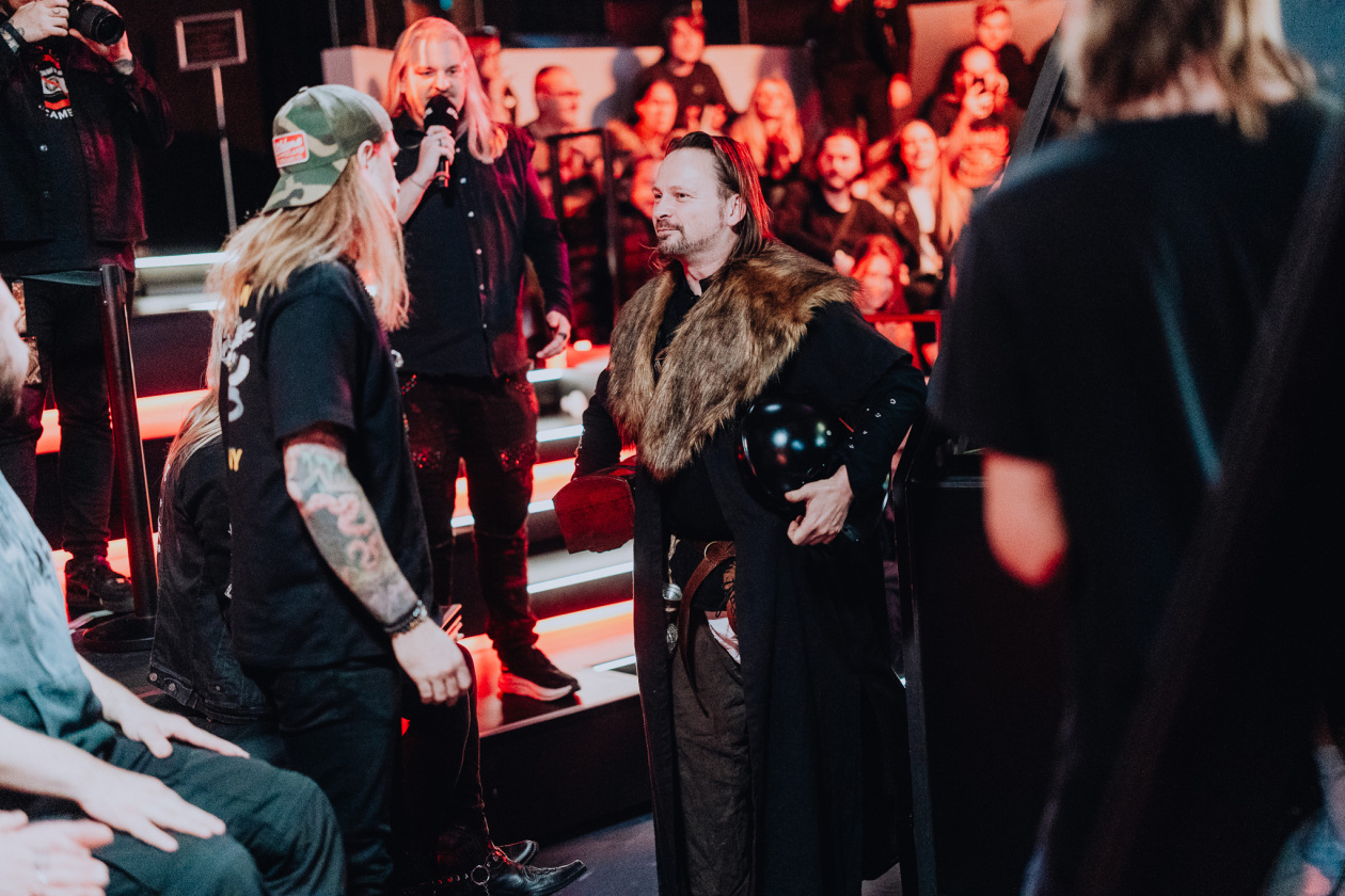 Metal und Gaming - diese Kombi passt bei den Schweden wie die Faust aufs Auge. – Sabaton.