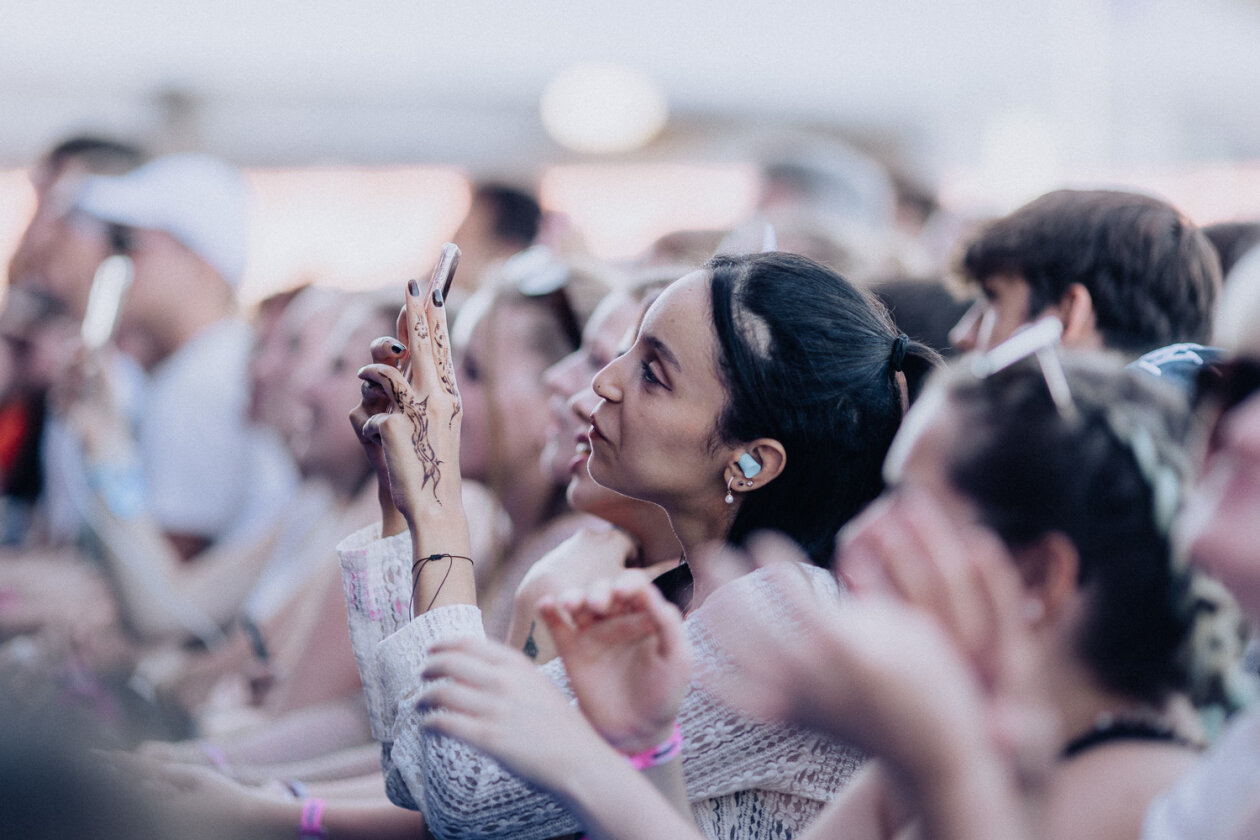 Mumford &amp; Sons, David Guetta, Imagine Dragons, Macklemore u.v.a. auf dem Berliner Olympiagelände. – Mitgefilmt werden muss natürlich auch.