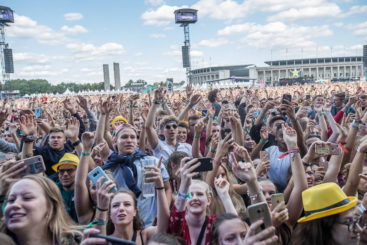 Casper, SXTN, Kraftwerk, Liam Gallagher, K.I.Z., David Guetta, The Weeknd etc. live im Berliner Olympiapark. – Auf Empfang.